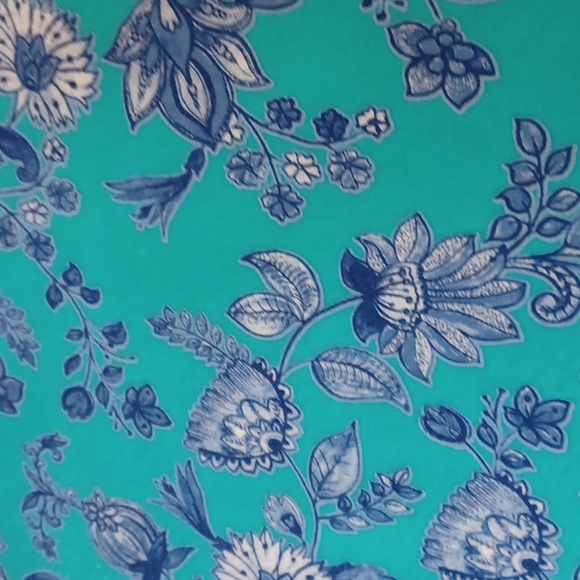 Ruby Rd. Floral 3/4 Sleeve Top - Picture 11 of 15